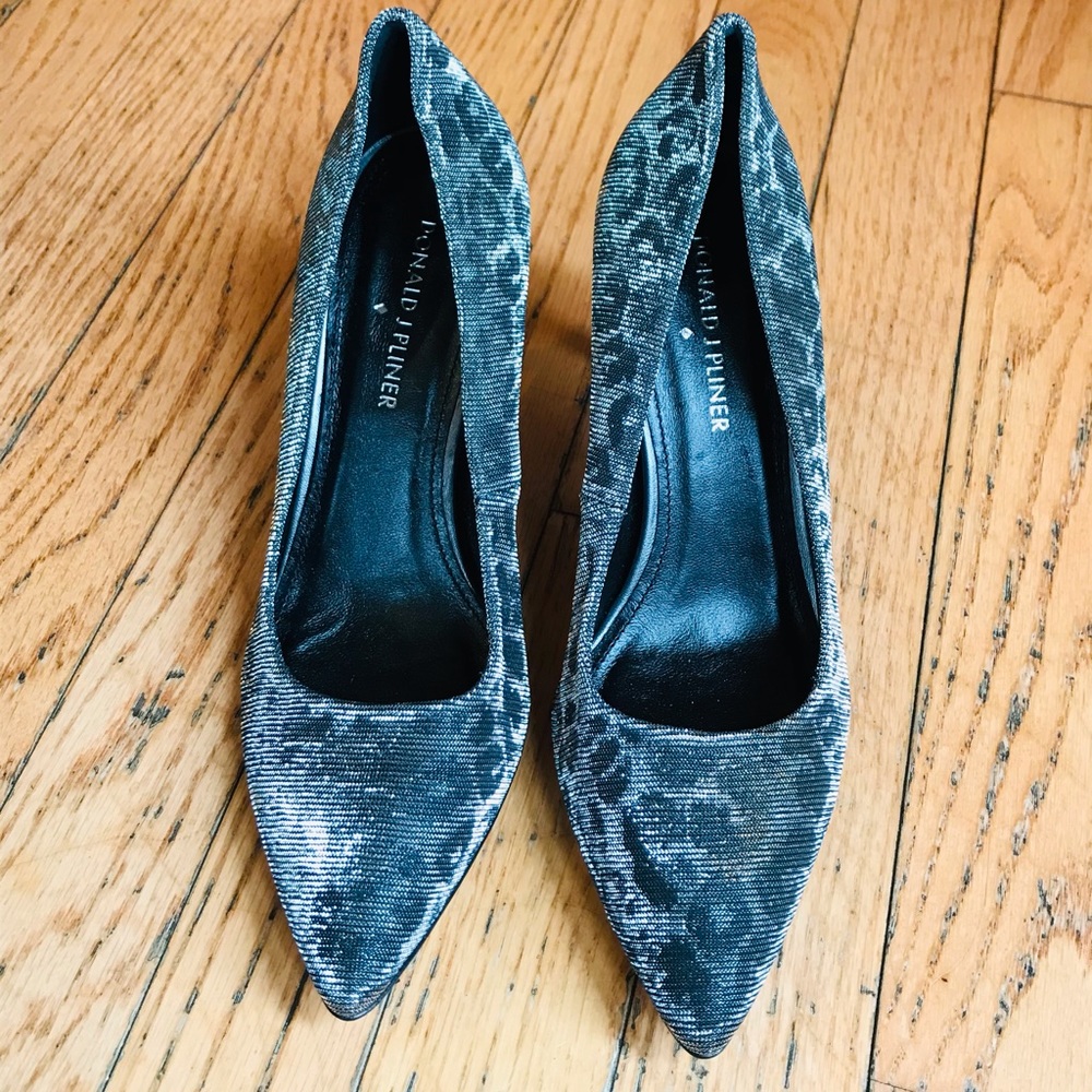 Donald J Pliner Heels